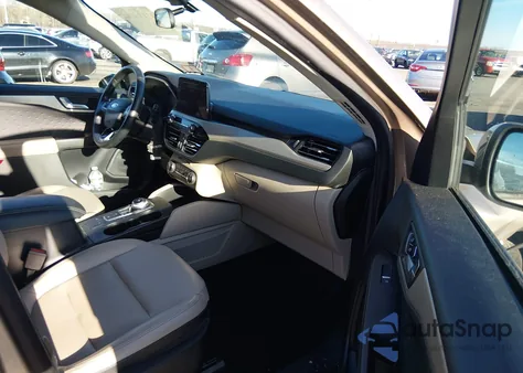 2020 Ford Escape Sel z USA, uszkodzony, nr VIN 1FMCU9H98LUA14603